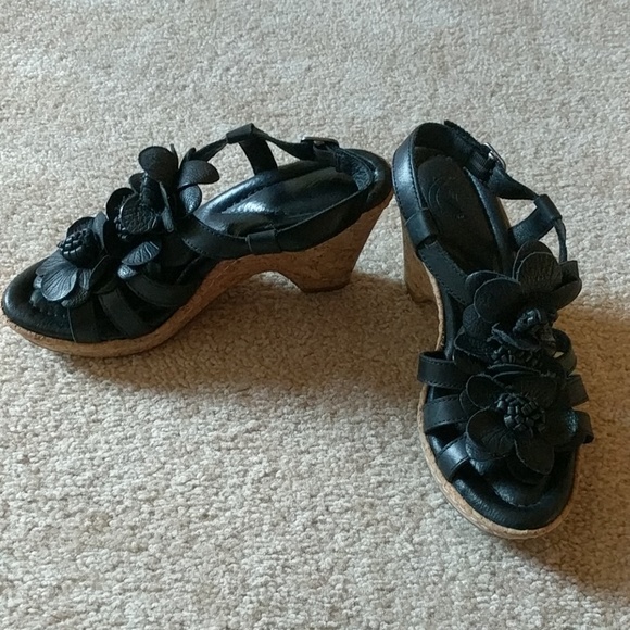 Shoes - Picture 3 of 3